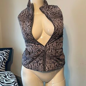 MK puffer vest snakeskin Pattern w/pockets